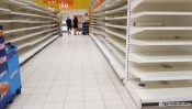 Tesco w trakcie likwidacji. W sklepie zostają puste półki