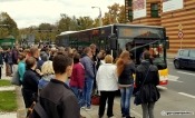 Co z autobusami jadącymi na strefę?