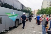 Poważne usterki w autobusach, którym dzieci miały jechać na wakacje