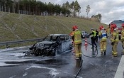 Wypadek i pożar na S3. Suzuki stanęło w płomieniach [zdjęcia]