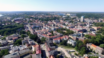 Zniszczone kamienice zyskają nowy blask