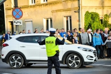 Policja apeluje do kibiców jadących do Leszna