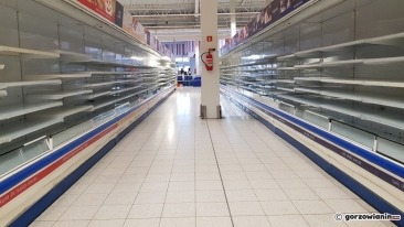 Tesco przy Słowiańskiej przechodzi do historii [zdjęcia]