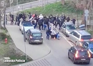 Ustawka pseudokibiców w Gorzowie. Policjanci zatrzymali kolejne osoby