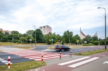 Nowe przejścia dla pieszych i lepsze oznakowanie [zdjęcia]