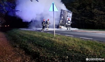 Pożar ciężarówki na DK22 niedaleko Gorzowa [zdjęcia]