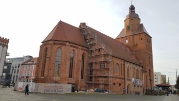 Miasto nie przekaże 900 tys. zł na remont wieży katedry. Radni byli przeciw