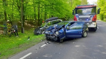 Czołówka renault i volkswagena pod Gorzowem