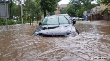 Alert RCB. Mieszkańcy dostają wiadomości z ostrzeżeniami