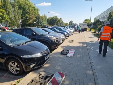 Daj buziaka i jedź dalej. Rusza budowa specjalnego parkingu przed szpitalem w Gorzowie