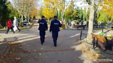 Okradał i niszczył grób córki sąsiada, bo... miał z nim konflikt