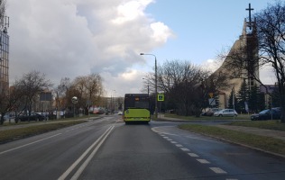 Awantura z użyciem noża w autobusie MZK