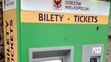 Czytelnicy: nie zabierajcie biletomatów, ustawcie je w lepszych miejscach!