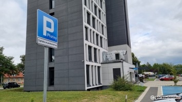 Parking przy dawnym wieżowcu Stilonu będzie płatny