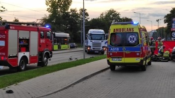 Śmiertelny wypadek w Gorzowie. Motocyklista zderzył się z ciężarówką [zdjęcia]