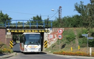 Zamiast wysokiej podwyżki cen biletów, będzie likwidacja linii autobusowej