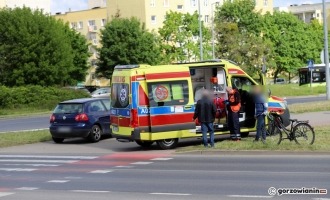 Kierowca volkswagena potrącił rowerzystkę