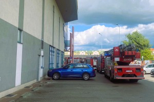 Ewakuacja w Panoramie. Włączyła się czujka dymu