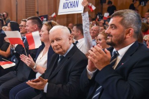 Jarosław Kaczyński w Gorzowie. Przemówi w szkolnej hali