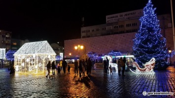 Gorzów szykuje się do świąt. Choinka, bajkowe misie i ramka do zdjęć