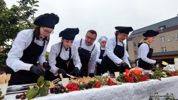 Smaki dzikiego lasu na ryneczku w Gorzowie. Było pysznie