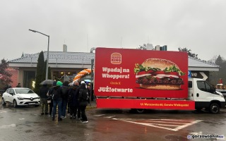 Burger King w Gorzowie już otwarty. Przed drzwiami ustawiła się kolejka