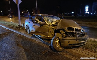 Gorzów: Roztrzaskał BMW o słup