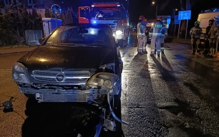 Wypadek koło Gorzowa. Volkswagen zderzył się z oplem