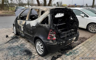 Gorzów: Mercedes spłonął doszczętnie. Podpalacz został zatrzymany