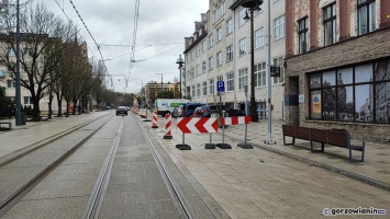 Poprawka okazała się kolejną fuszerką. Płyty na Sikorskiego zostaną ponownie przełożone