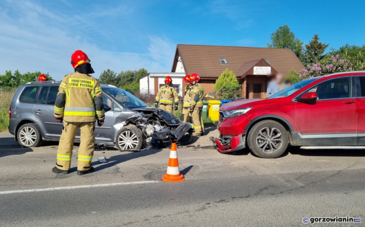 Gorzów: Kierowca volkswagena zasłabł za kierownicą. Doszło do zderzenia trzech aut