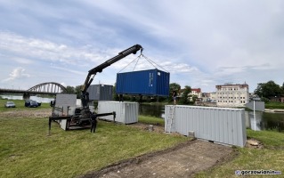 Ruszyła budowa Wartowni w Gorzowie. Trwa ustawianie pierwszych kontenerów