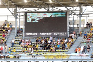 Nowe telebimy dotarły z Chin do Gorzowa. Trafią na stadion żużlowy