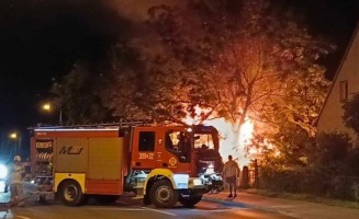 Nocny pożar koło Gorzowa. Palił się budynek gospodarczy