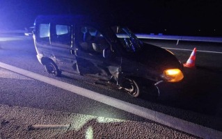 Wypadek na S3 koło Gorzowa. Sprawca porzucił rozbitego citroena i uciekł 