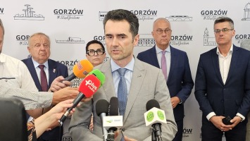 Minister od kolei przyjechał do Gorzowa pociągiem. Obiecuje szybką poprawę