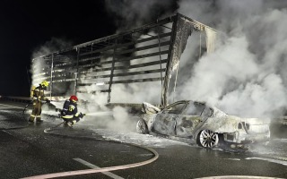 Tragedia na autostradzie A2. Auto stanęło w płomieniach, zginęły dwie kobiety