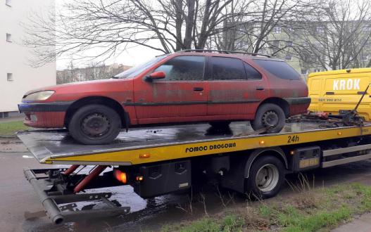 Wraki samochodów znikają z Gorzowa. Straż miejska odholowała 64 porzucone auta