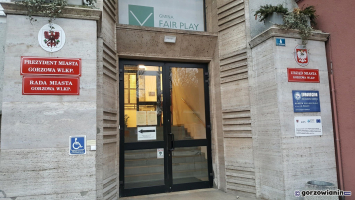 Prezydent odwołał dyrektorkę MCK, wojewoda unieważnił decyzję. Miasto idzie do sądu