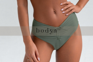 Stroje kąpielowe z wysokim stanem – powrót retro w nowoczesnym wydaniu