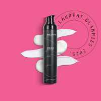 Wyróżniony w Glammies 2025: krem, który redefiniuje codzienną pielęgnację szyi