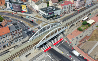 Pasy już są, trwa montaż świateł. Przebudowa Spichrzowej na finiszu