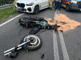 Wypadek koło Gorzowa. Czołówka motocykla i BMW