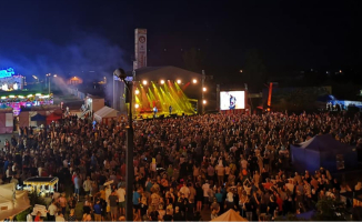 Święto Pomidora 2025. Wielka bitwa pomidorowa i gwiazdy na scenie