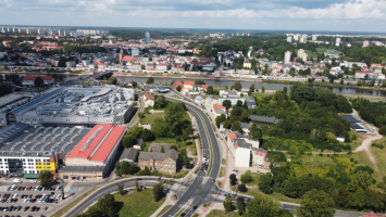 Nowy sezon w Nova Park Gorzów. Media Expert, Świat Książki i kino na parkingu