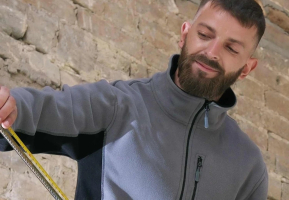 Jak bluzy robocze z Ozonsafety zmieniają komfort pracowników