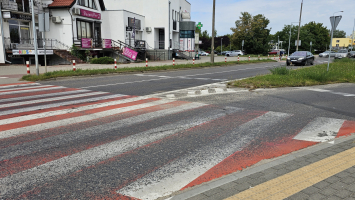 Tu piesi ryzykują codziennie. Miasto chce świateł, ale nie ma na to środków