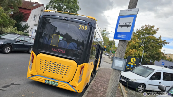 Minibus z Piasków na cmentarz. Nowa linia P tylko na Wszystkich Świętych