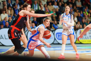 Dlaczego Gorzów przegrał z Energą. Zmęczenie, brak trójek i brak Telengi po przerwie