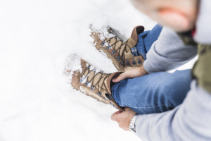 Co zrobić, gdy buty przemakają? Najskuteczniejsze domowe i profesjonalne metody